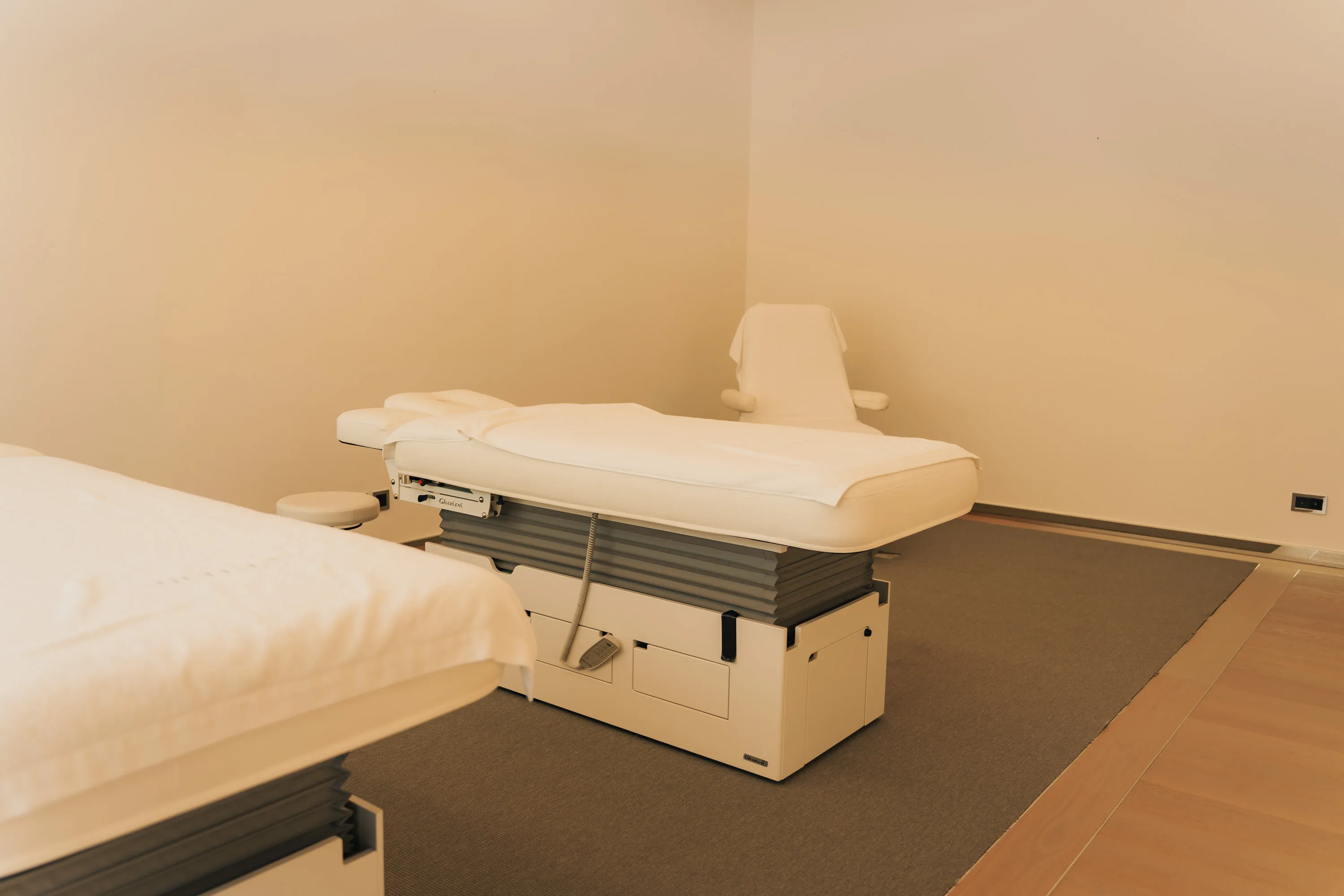 The private treatment room of the residence